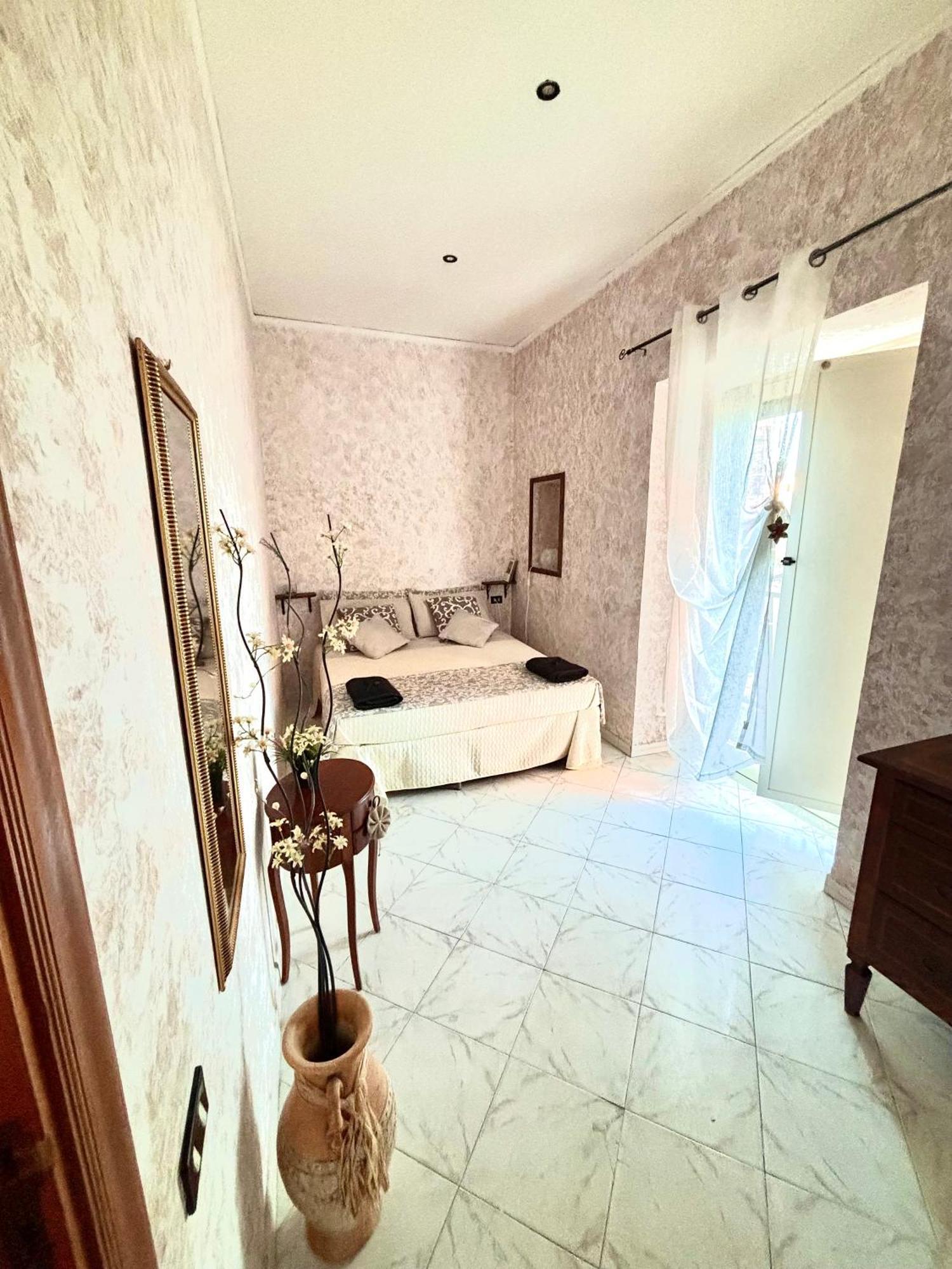 Appartamento Rian House Napoli Esterno foto